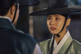 '세작' 기로에 선 신세경, 조정석 앞 폭풍 오열
