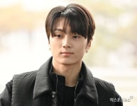 엔하이픈 제이, 컨디션 난조 핼쑥…콘서트 투혼 [엑s 현장]