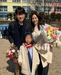 조우종♥정다은, 초등학교 입학 딸과 활짝…한 챕터 마무리