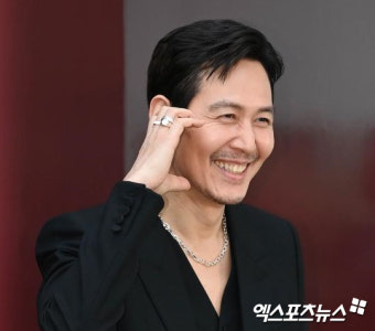 이정재 
