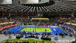 현대건설-흥국생명 챔프전같은 뜨거운 열기[포토]