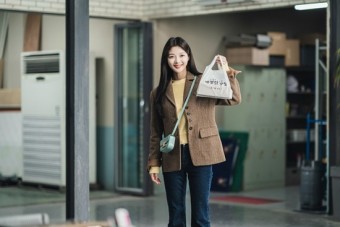'닭강정' 오늘(15일) 공개…류승룡X안재홍→김유정, 신들린 티키타카