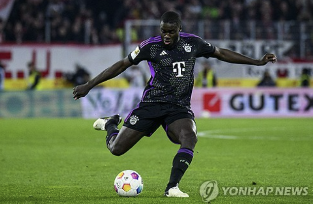 바이에른 뮌헨, 레버쿠젠에 0-1 패배하여 DFB 포칼 16강 탈락: 김민재 분투력 빛나며 팀 노력 부족으로 종료