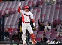 김태군 찬스 이어가고[포토]