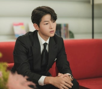송중기, '세기의 부부' 김수현X김지원 만남…'눈물의 여왕' 오늘(31일) 출격