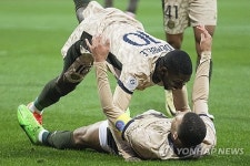 61분 이강인, 환상 롱패스로 추가골 기점…PSG, 로리앙 원정 4-1 대승 [리그1 리뷰]