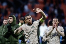 61분 이강인, 환상 롱패스로 추가골 기점…PSG, 로리앙 원정 4-1 대승 [리그1 리뷰]