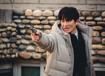 '마약반 형사' 지성, 스태프들도 놀란 비주얼 변신 (커넥션)