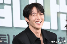 장기용 행복한 미소[엑s HD포토]