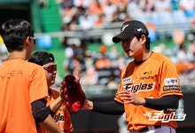한화에 대박 신인 또 떴다! 조동욱, 데뷔전서 6이닝 1실점 QS…첫 승 요건 [대전 라이브]