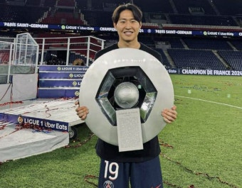이강인 '우승 트로피' 드디어 공개→손흥민 3분 만에 '좋아요' 꾹