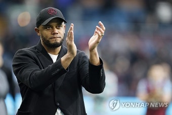 EPL 레전드 센터백, 김민재 제대로 가르친다?…뮌헨 감독 깜짝 후보 등장
