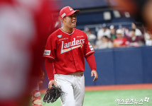 시라카와 '큰일날 뻔 했네'[포토]