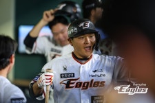 '안타만 33개' 치고받고 난타전…'홈런 3방' 한화가 웃었다, 키움 14-11 제압하고 3연승 [청주:스코어]