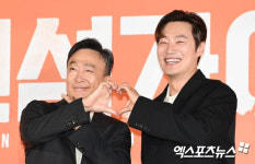 이성민X이희준, 저한테 왜 이러세요…'핸섬가이즈', 코미디·호러 다 해먹네 [엑's 리뷰]