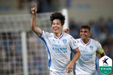 후반 44분 한종무 결승골 제주, 안방서 FC서울 3-2 제압…레드카드 3장 대구-포항, 3-3 무승부 [K리그 리뷰]