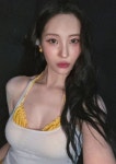 선미, 노란 비키니 입은 워터밤 인증샷…청순+섹시 다 하네