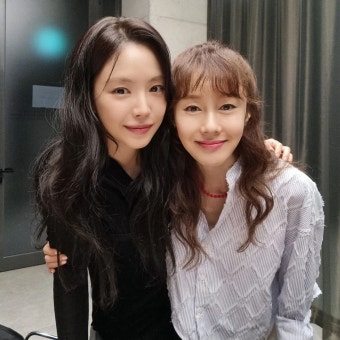 '51세' 김지수, 손나은 옆에 서도 굴욕 無 