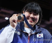 '항저우 金' 김하윤, 첫 올림픽 '동메달'→24년 만에 韓 유도 최중량급 메달 쾌거 [2024 파리]