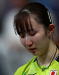 신유빈, 여자단식 동메달 무혈 입성?…하야타, 손목 고통 호소 단체전 위해 결단할 수도 [파리 현장]