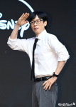 유재석 더존 시즌3에서 만나요[엑s HD포토]