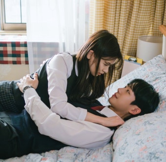 정해인정소민 조합, 전 세계 홀렸다…넷플릭스 글로벌 TOP10 진입 (엄마친구아들)