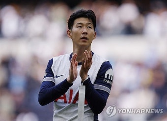 '부진?' 손흥민 미쳤다, 1·2호골 작렬...토트넘 에버턴 4-0 대파 '홈 개막전 대승'
