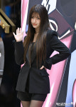 뉴진스 다니엘 새침한 손 인사[엑s HD포토]