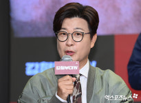 여군 강철부대W, 근육 어필 노린 남군과 차별성은…편견 의식했는지 (엑s 현장)[종합]