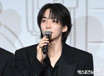 '대체 복무' 정한, 세븐틴 콘서트 찾았다 