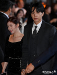 이승기-이다인, 둘째 임신 소식 속 육아 일상 공개… 가정과 음악·연기 활동의 균형 지속 전망