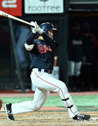 롯데, KBO-Fall League 초대 챔피언 등극…'김민석·추재현 총 8안타 6타점' 결승 NC전 10-2 대승