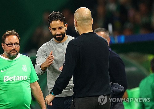 맨유 호르헤 아모림 감독, 맨시티 4-1 격파하며 홈 최종전 성공적 마무리!