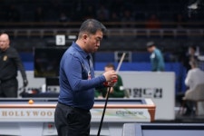 송현일 선수, 차근차근 다음 단계로 (서울 3쿠션 당구월드컵) [포토]