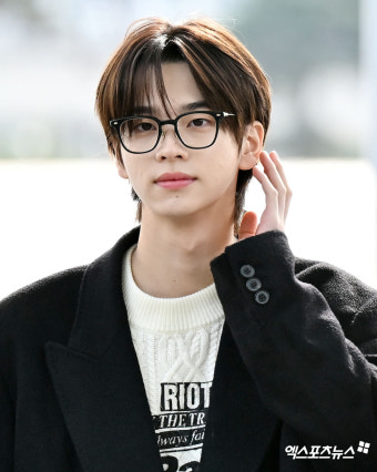 투어스 신유 '아이컨택에 심쿵'[엑's HD포토]