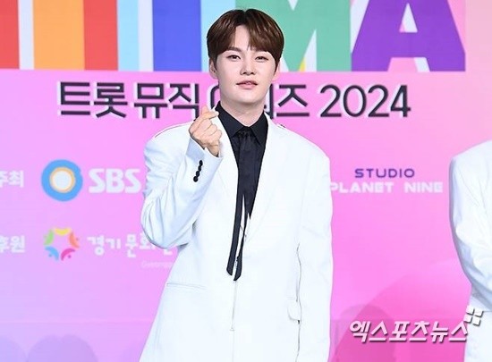 박서진, KBS 살림하는 남자들2 출연 계속…군 면제 논란에 대응