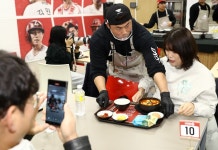 순두부찌개, 불고기, 떡볶이까지…랜더스필드에 특별한 식당이 등장했습니다 [인천 현장]