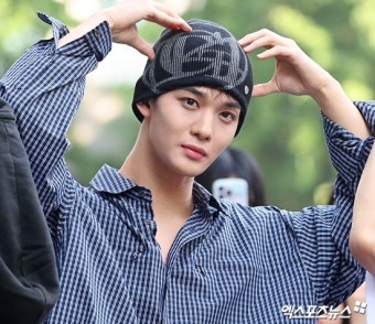 'CIX 탈퇴' 배진영, 아우라엔터와 계약 체결…브아걸 제아와 한솥밥 [공식입장]