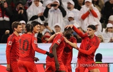 민재야 미안 뮌헨 참사 면했다…하이덴하임에 4-2 승→리그 13경기 무패 [분데스 리뷰]