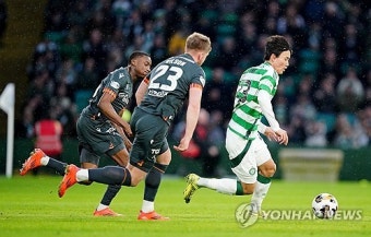 양현준 시즌 첫 골 폭발!→감독 격려 통했다…셀틱서 반등 시동→'이주의 팀' 선정