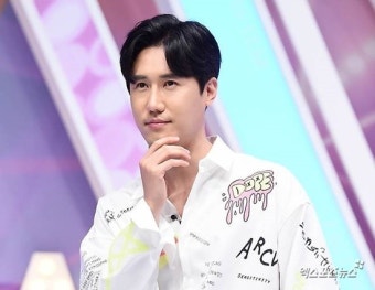 신성 “부모님 지원 덕분에 8년 무명 버텨…‘불트’ 준우승 이후 효도” (복면가왕)