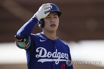 LA 다저스의 김혜성, 메츠전서 대주자 출전 후 결정적 안타 기록으로 팀 승리 공고화