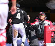 염경엽 감독 좋았어[포토]