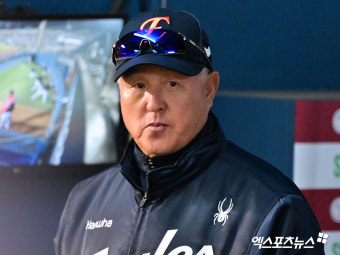 김경문 감독 '류현진은 6회까지'[포토]