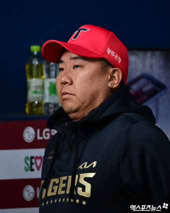 이범호 감독 '답답하네'[포토]