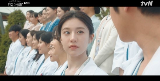 언젠가는 슬기로울 전공의생활, 오구 커플의 열애설로 팬들의 관심 집중!