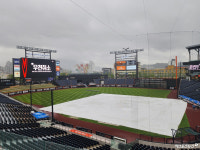 야구장 적신 봄비…대전·광주 우천 취소→9연전 운영 여유 생긴다 (종합)