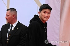 뮌헨 연봉 8위 김민재, 187억 연봉삭감해야 유럽 잔류 HERE WE GO 기자 확인…PL, 사우디 관심 계속