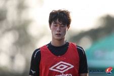 [단독] 최강민, 울산 떠나 충북청주 임대…김재봉은 충남아산으로 K리그 복귀