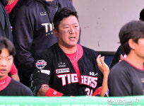 20대나 40대나 달라진 게 없다 꽃감독 찬사 옳았네…41세 최형우, 5월 MVP 선정→역대 최다·최고령 수상
